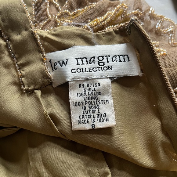 Beautiful gold gown by Lew Magram - Picture 1 of 4